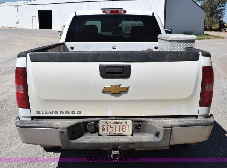 image for item L5978 2007 Chevrolet Silverado 1500 Ext. Cab pickup truck