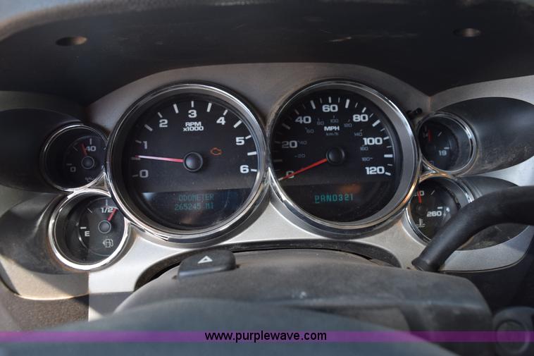 image for item L5978 2007 Chevrolet Silverado 1500 Ext. Cab pickup truck