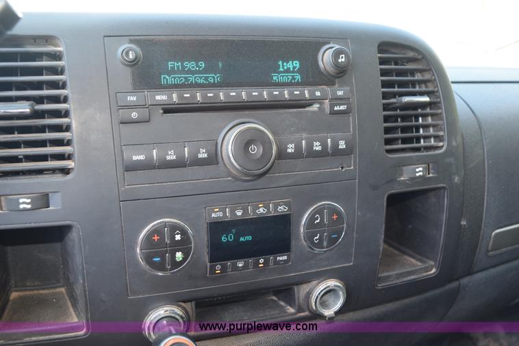 image for item L5978 2007 Chevrolet Silverado 1500 Ext. Cab pickup truck