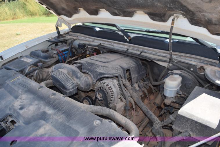 image for item L5978 2007 Chevrolet Silverado 1500 Ext. Cab pickup truck