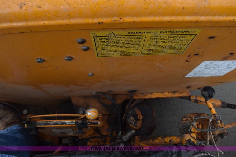 image for item L5998 Case 380 tractor