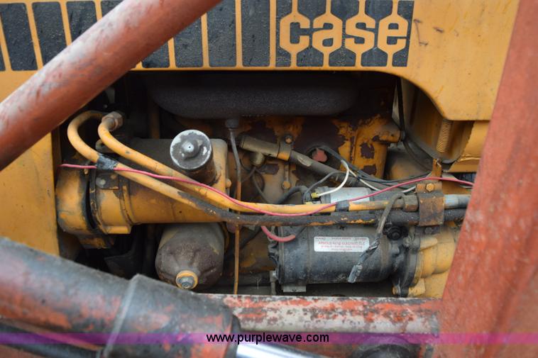 image for item L5998 Case 380 tractor