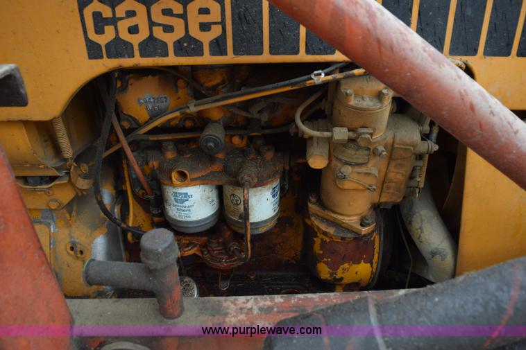 image for item L5998 Case 380 tractor