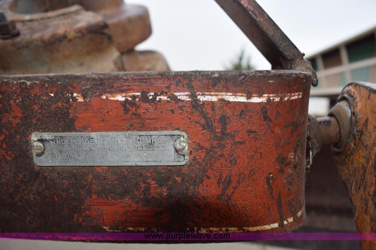 image for item L5998 Case 380 tractor