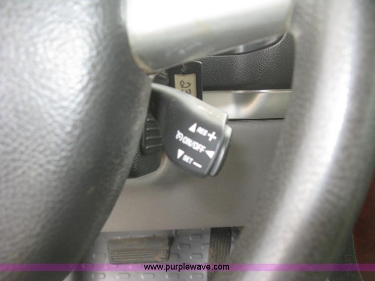 image for item L6319 2006 Chevrolet Uplander EXT LS van