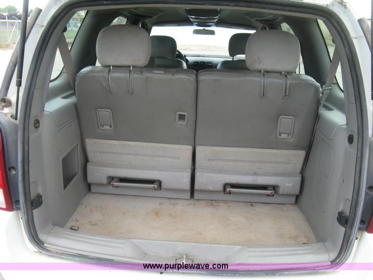 image for item L6319 2006 Chevrolet Uplander EXT LS van