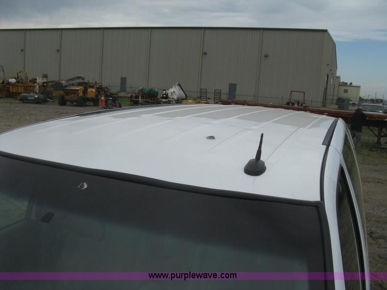 image for item L6319 2006 Chevrolet Uplander EXT LS van