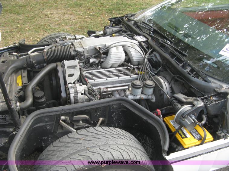 image for item L6368 1989 Chevrolet Corvette convertible