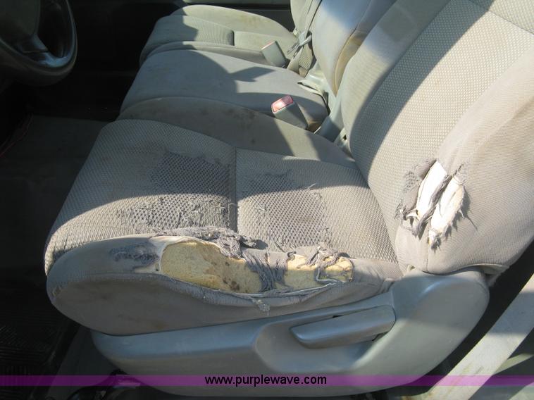 image for item L6370 2009 Toyota Tundra pickup truck