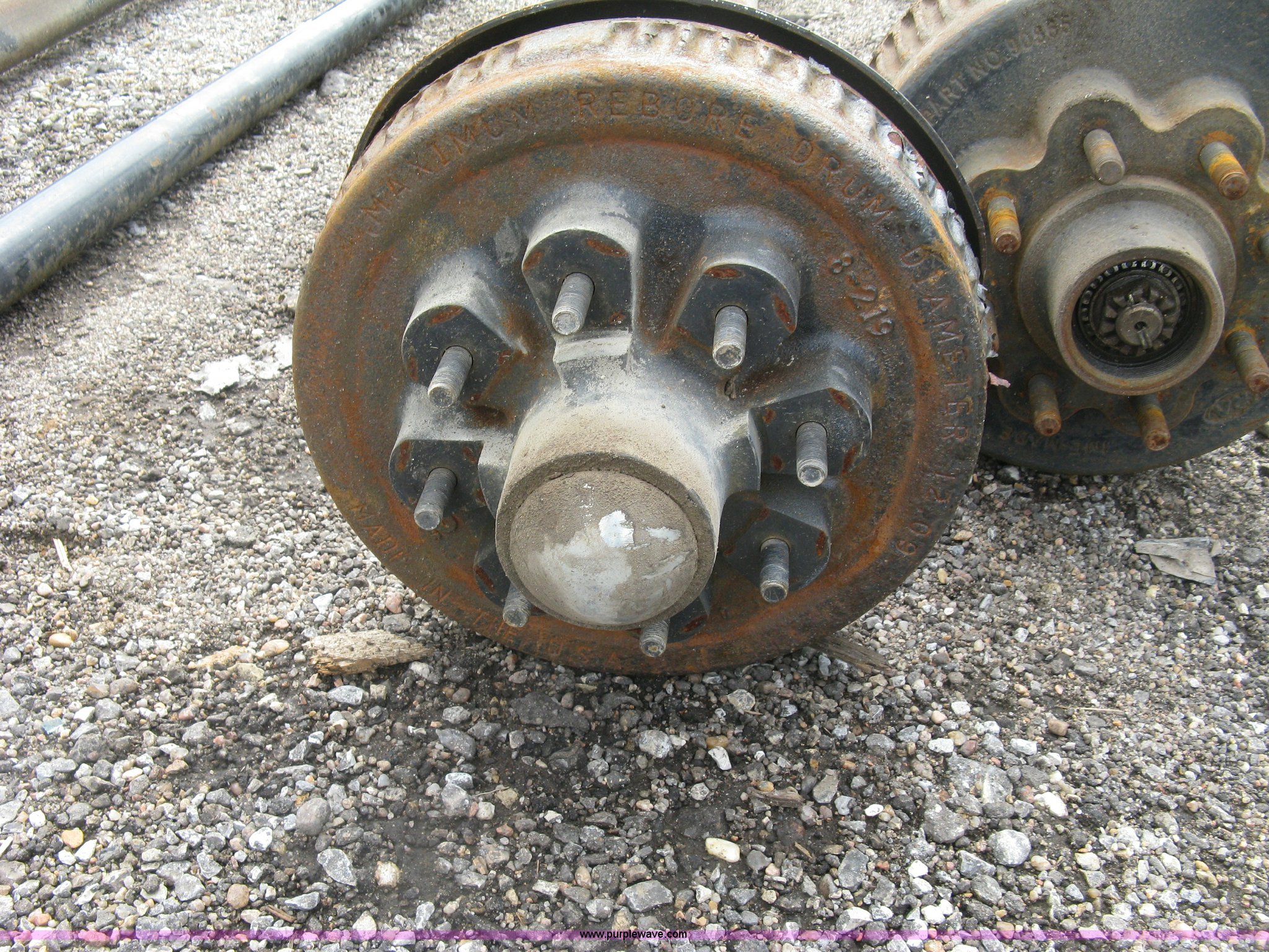 (5) assorted trailer axles in Wichita, KS Item BL9206 sold Purple Wave