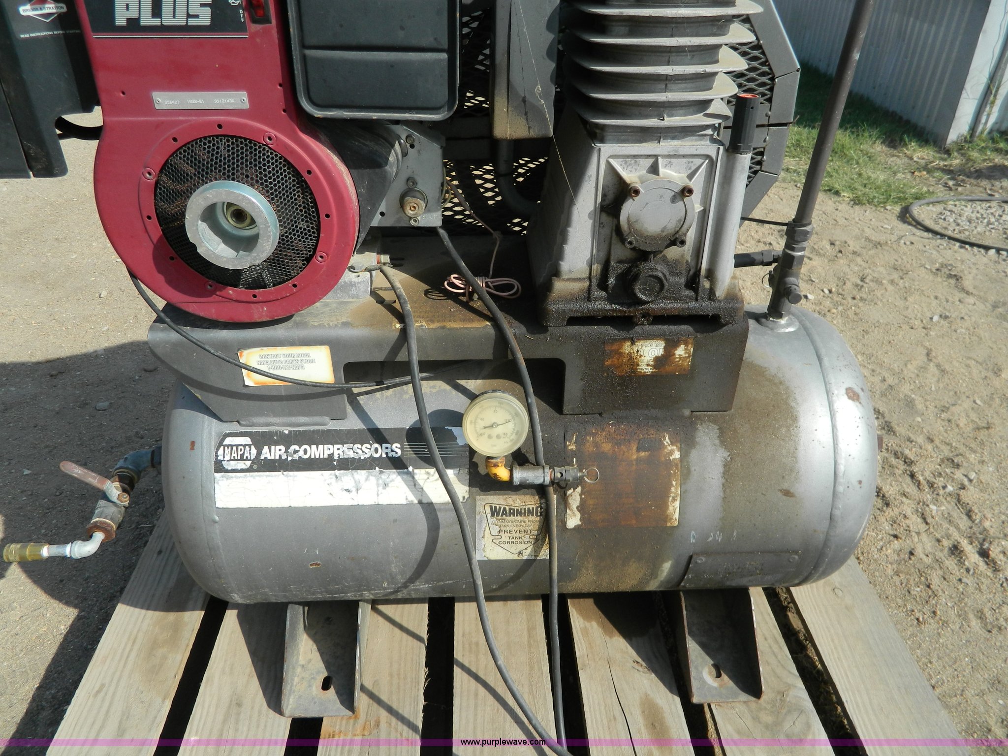 Napa air compressor in Wilson, KS | Item BT9957 sold | Purple Wave