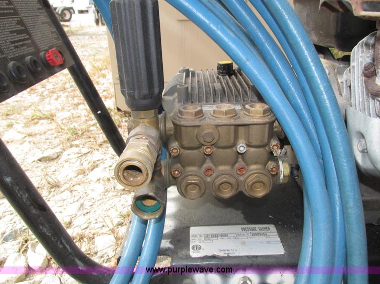 image for item AV9083 Mi-T-M JP-2403-0MHB pressure washer