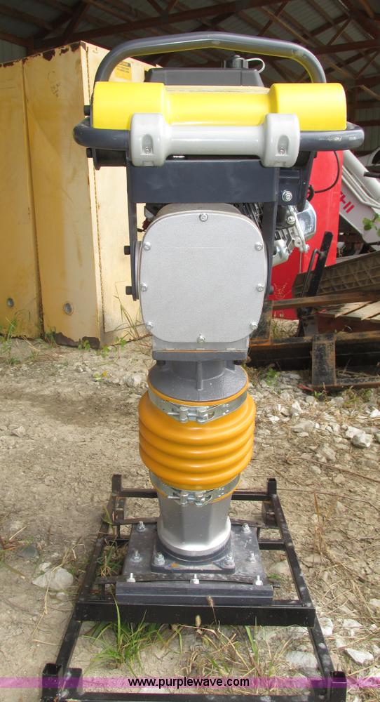 image for item AV9084 Mustang ML-80S jumping jack compactor