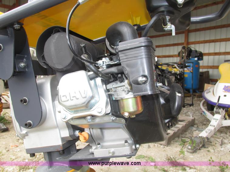 image for item AV9084 Mustang ML-80S jumping jack compactor