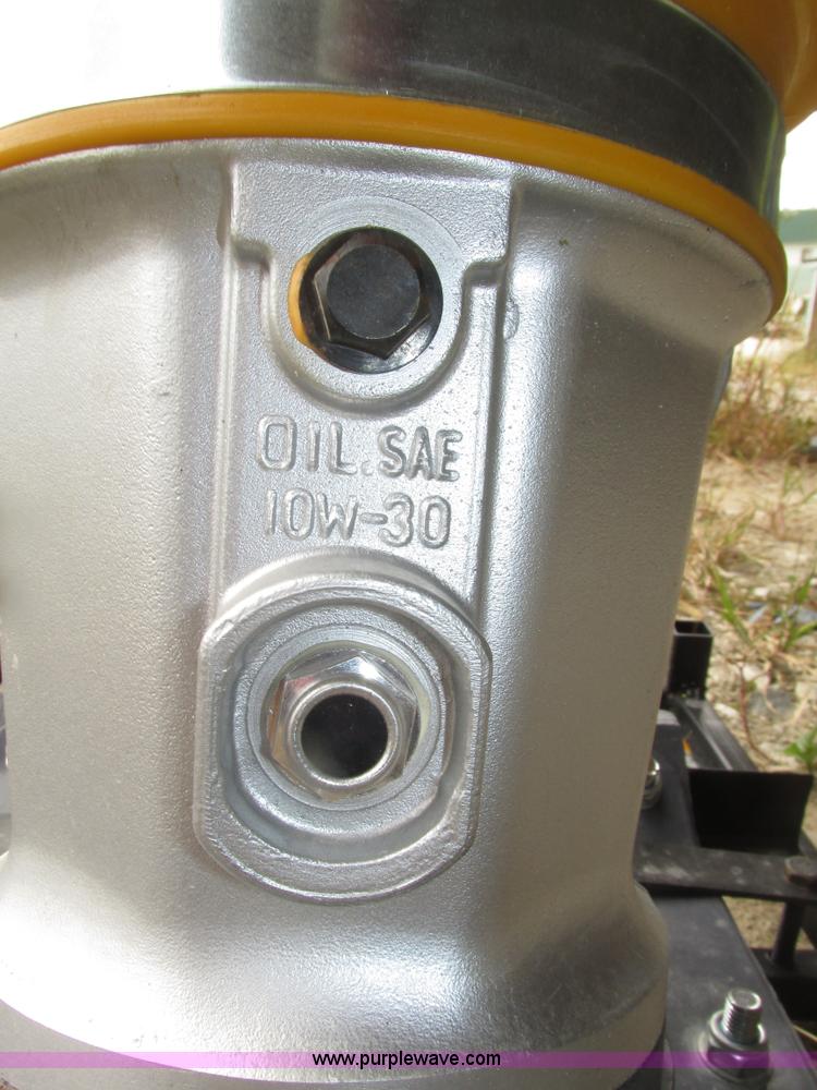 image for item AV9084 Mustang ML-80S jumping jack compactor