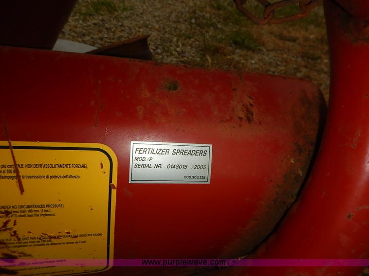 image for item BH9849 Cosmo 500 fertilizer spreader