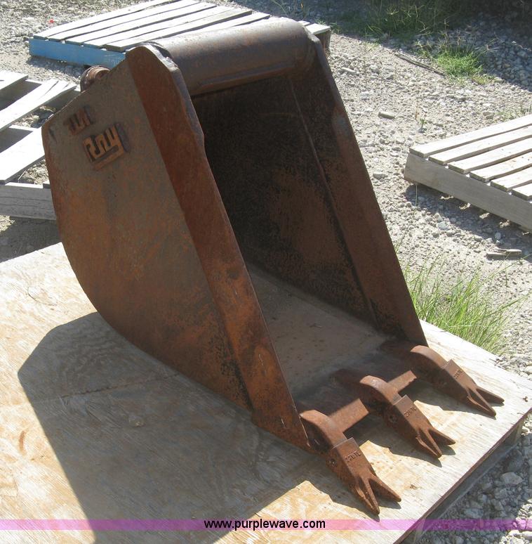 image for item BL9242 Wain Roy backhoe bucket