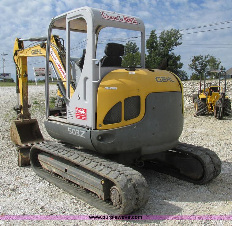 image for item BS9003 Gehl G503Z-RD mini excavator