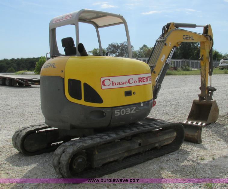 image for item BS9003 Gehl G503Z-RD mini excavator
