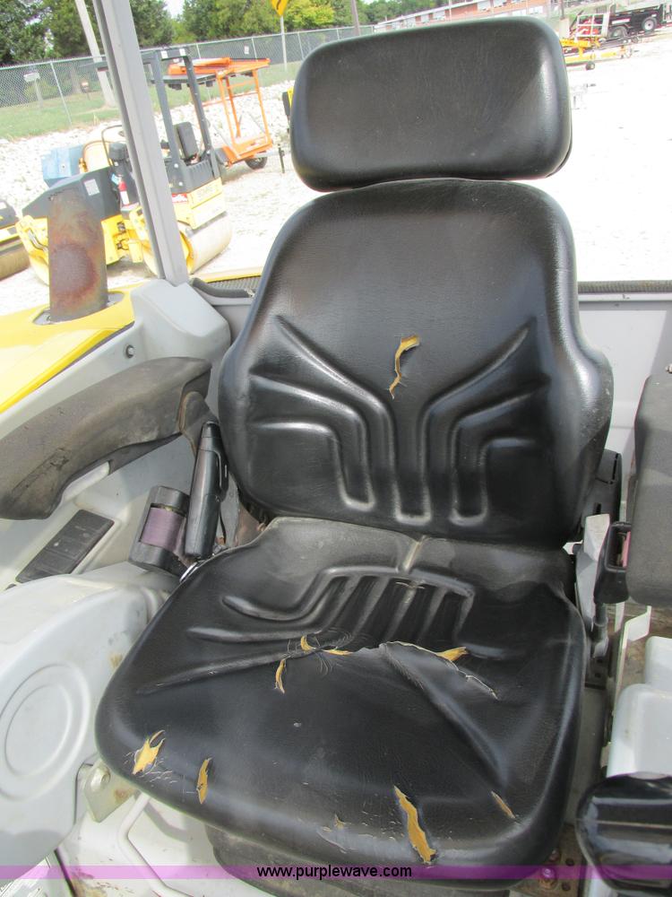 image for item BS9003 Gehl G503Z-RD mini excavator