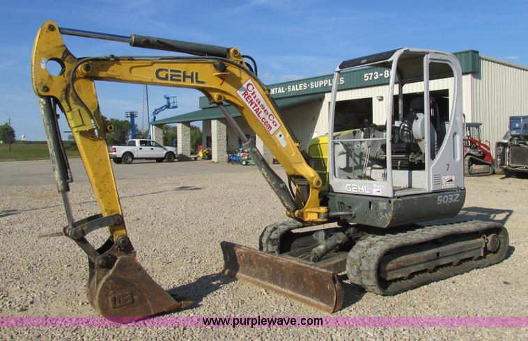 image for item BS9004 Gehl G503Z-RD mini excavator