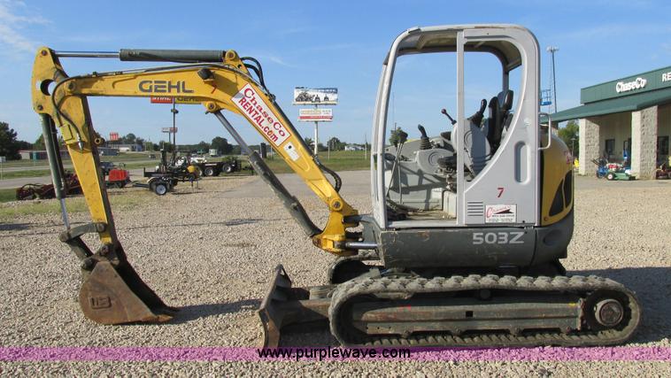 image for item BS9004 Gehl G503Z-RD mini excavator