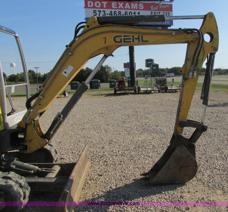 image for item BS9004 Gehl G503Z-RD mini excavator