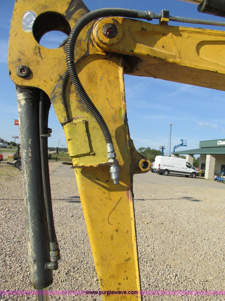 image for item BS9004 Gehl G503Z-RD mini excavator