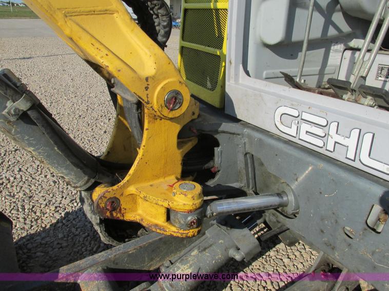 image for item BS9004 Gehl G503Z-RD mini excavator