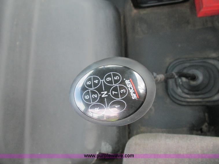 image for item BS9995 1999 International 8100 semi truck