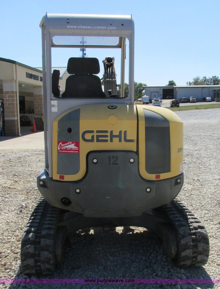 image for item BS9998 Gehl 383Z excavator