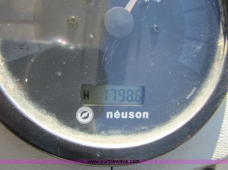 image for item BS9998 Gehl 383Z excavator