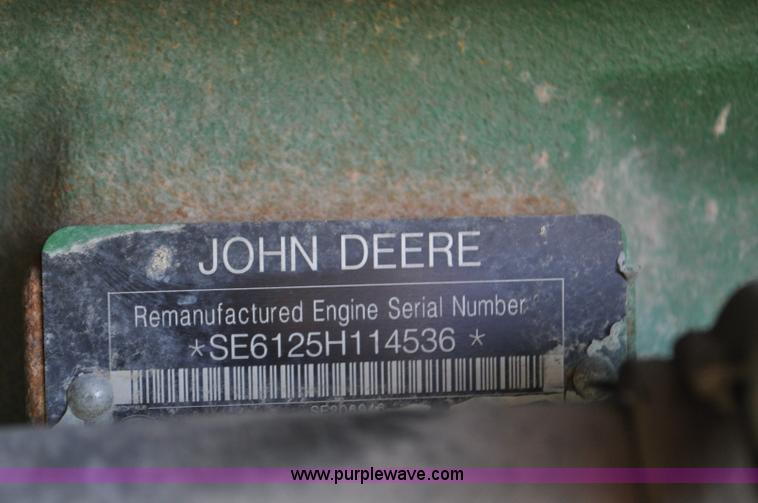 image for item G7007 2005 John Deere 9520 4WD tractor