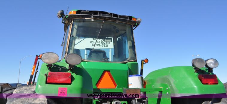 image for item G7007 2005 John Deere 9520 4WD tractor