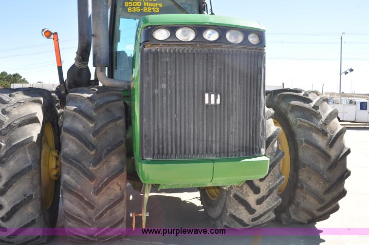 image for item G7007 2005 John Deere 9520 4WD tractor