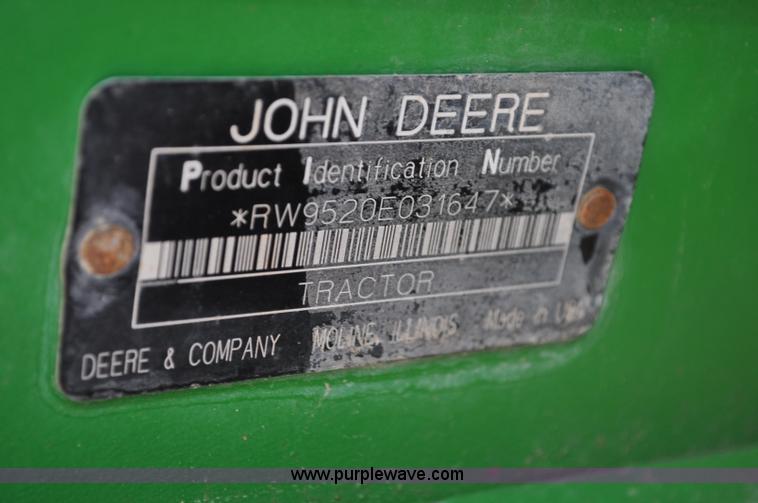 image for item G7007 2005 John Deere 9520 4WD tractor