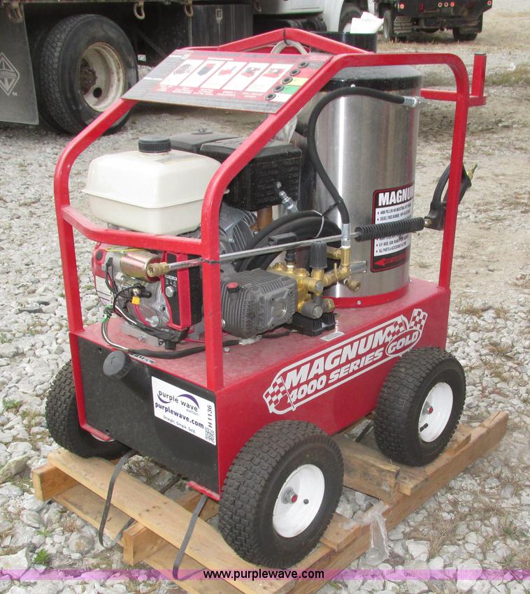 image for item H1136 2015 Easy-Kleen RB5050HR Magnum hot water pressure washer