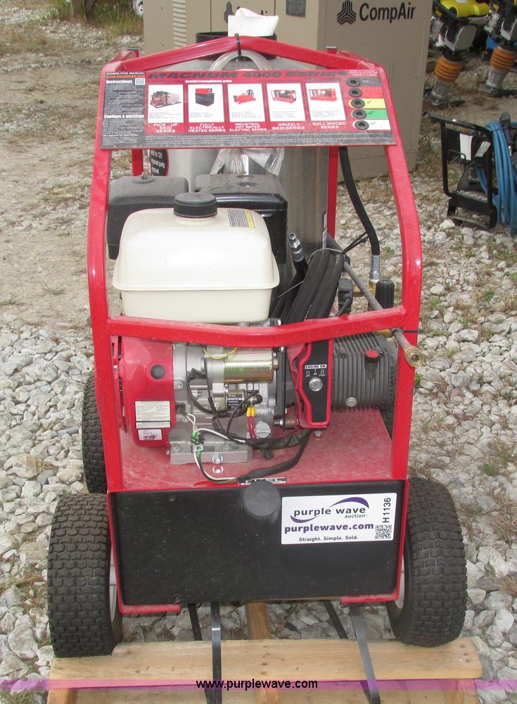 image for item H1136 2015 Easy-Kleen RB5050HR Magnum hot water pressure washer