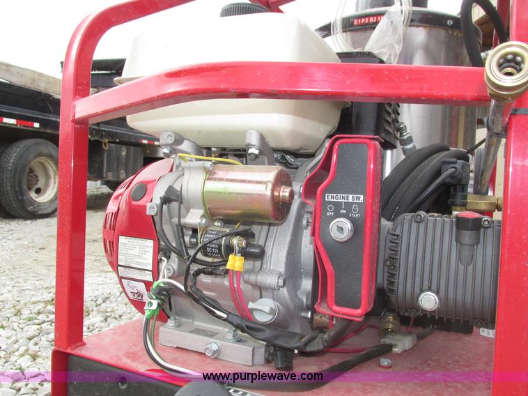 image for item H1136 2015 Easy-Kleen RB5050HR Magnum hot water pressure washer