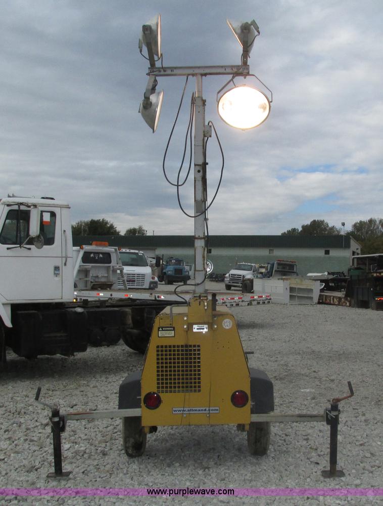 image for item H1137 2010 Allmand SHO-HD Nite-Lite Pro light tower
