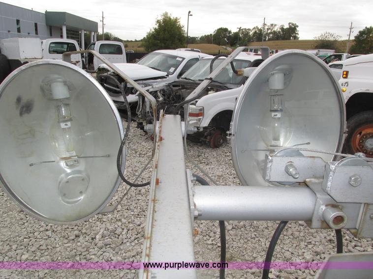 image for item H1137 2010 Allmand SHO-HD Nite-Lite Pro light tower