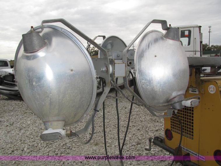 image for item H1137 2010 Allmand SHO-HD Nite-Lite Pro light tower