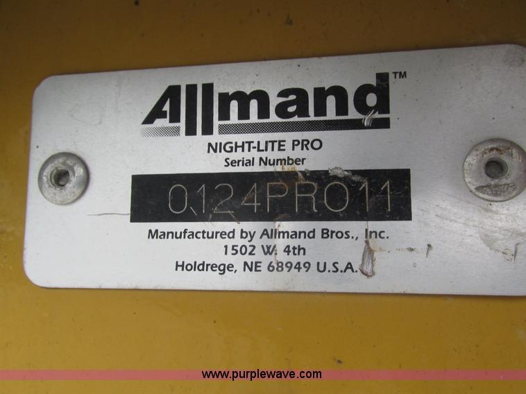 image for item H1137 2010 Allmand SHO-HD Nite-Lite Pro light tower