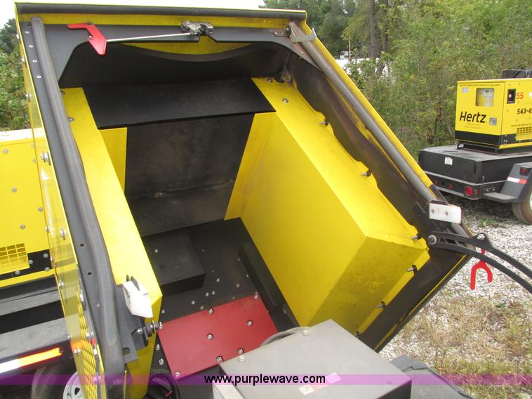 image for item H1138 2012 Magnum MMG55FH generator