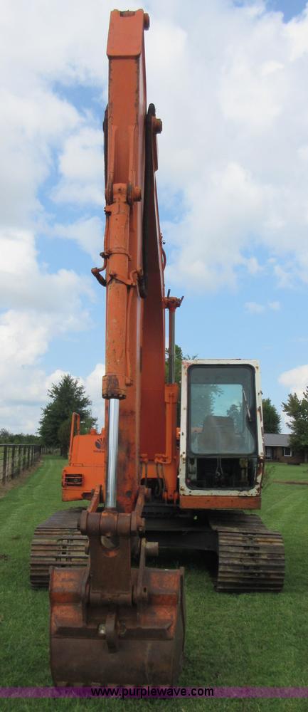 image for item I1976 1996 Daewoo DH130-2 excavator