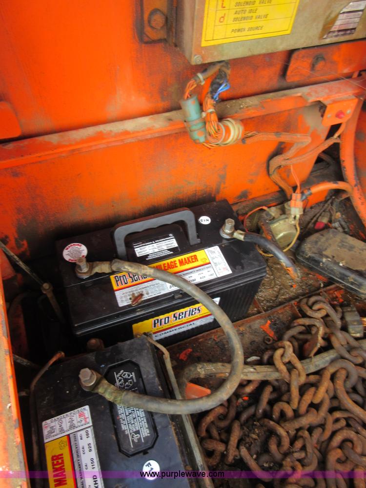 image for item I1976 1996 Daewoo DH130-2 excavator