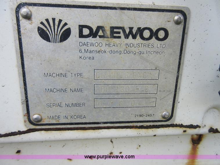 image for item I1976 1996 Daewoo DH130-2 excavator