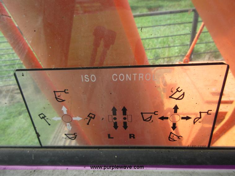 image for item I1976 1996 Daewoo DH130-2 excavator