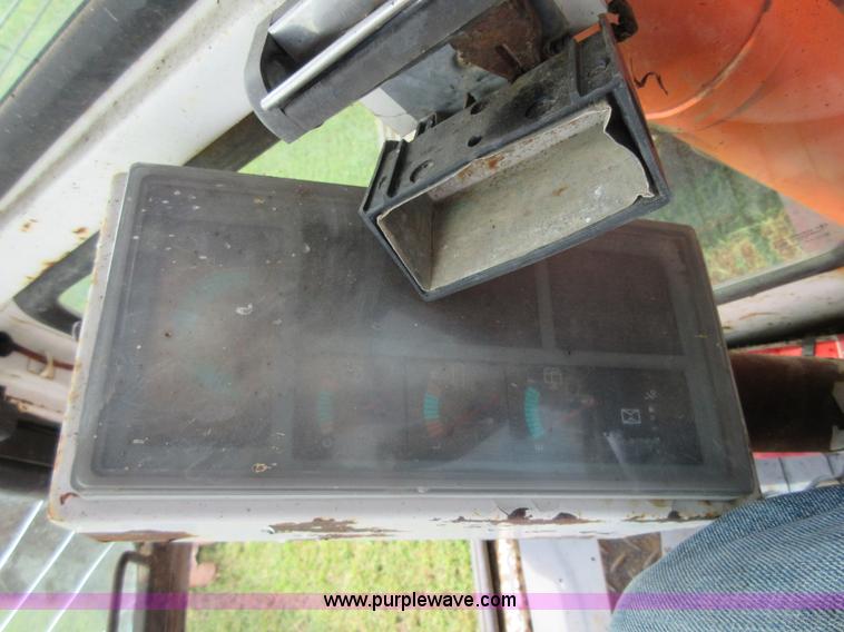 image for item I1976 1996 Daewoo DH130-2 excavator