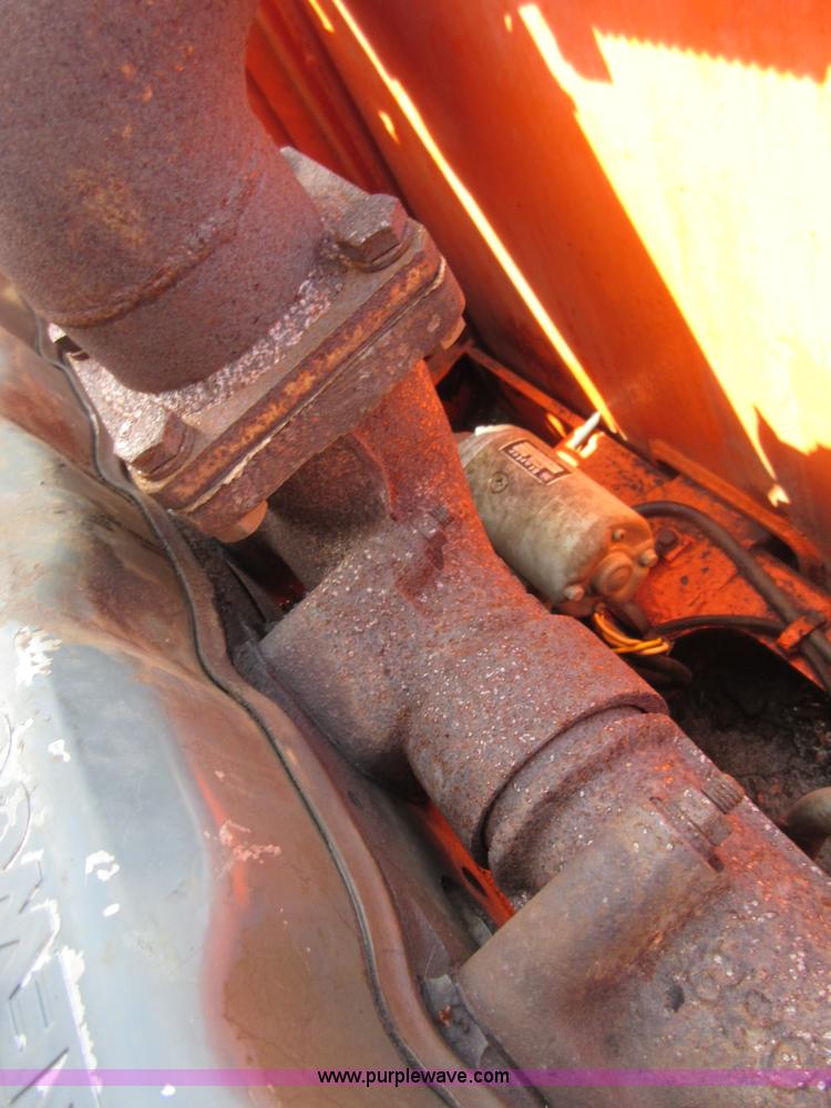 image for item I1976 1996 Daewoo DH130-2 excavator